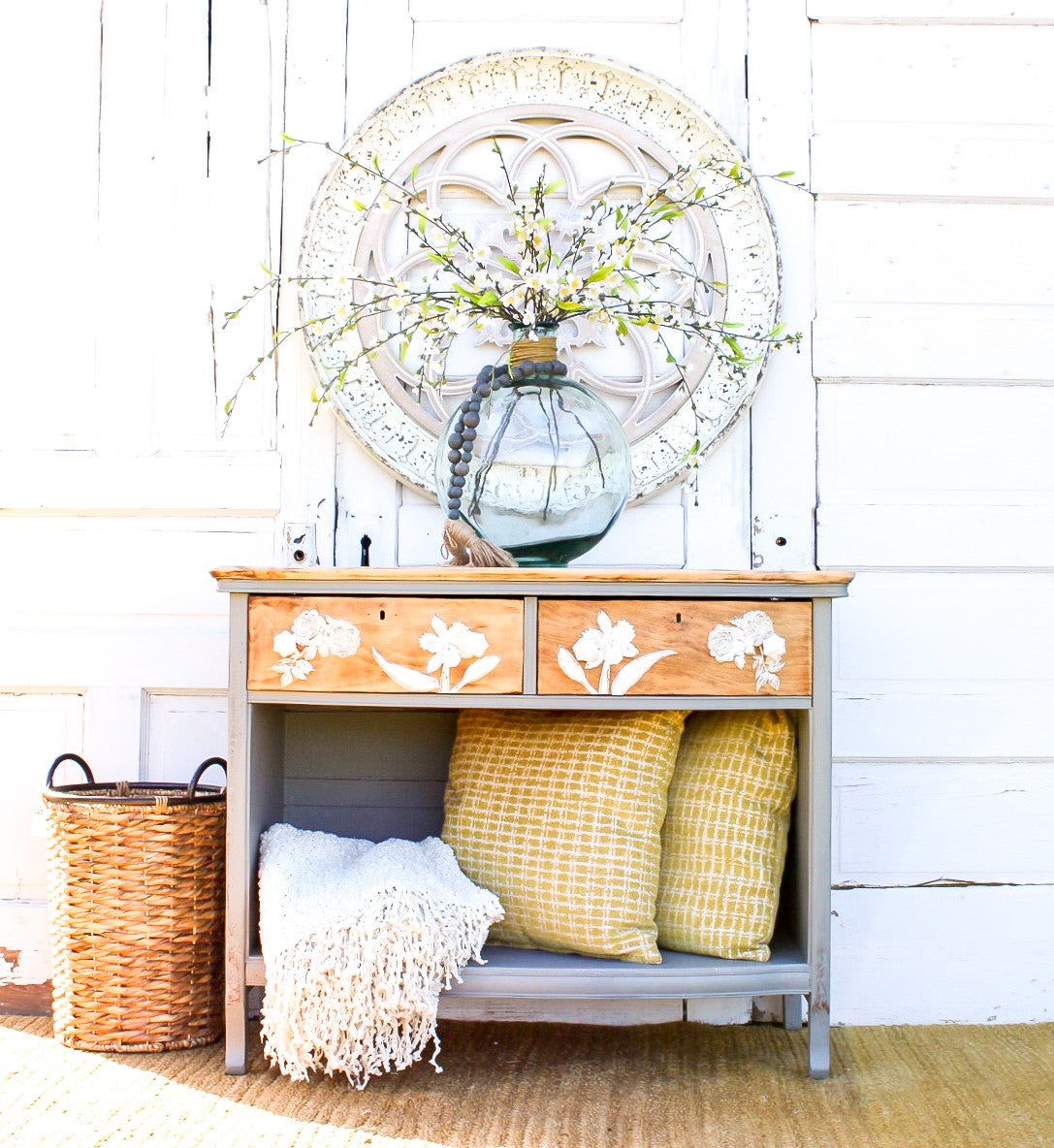 Redesign Decor Moulds® - Wildflower