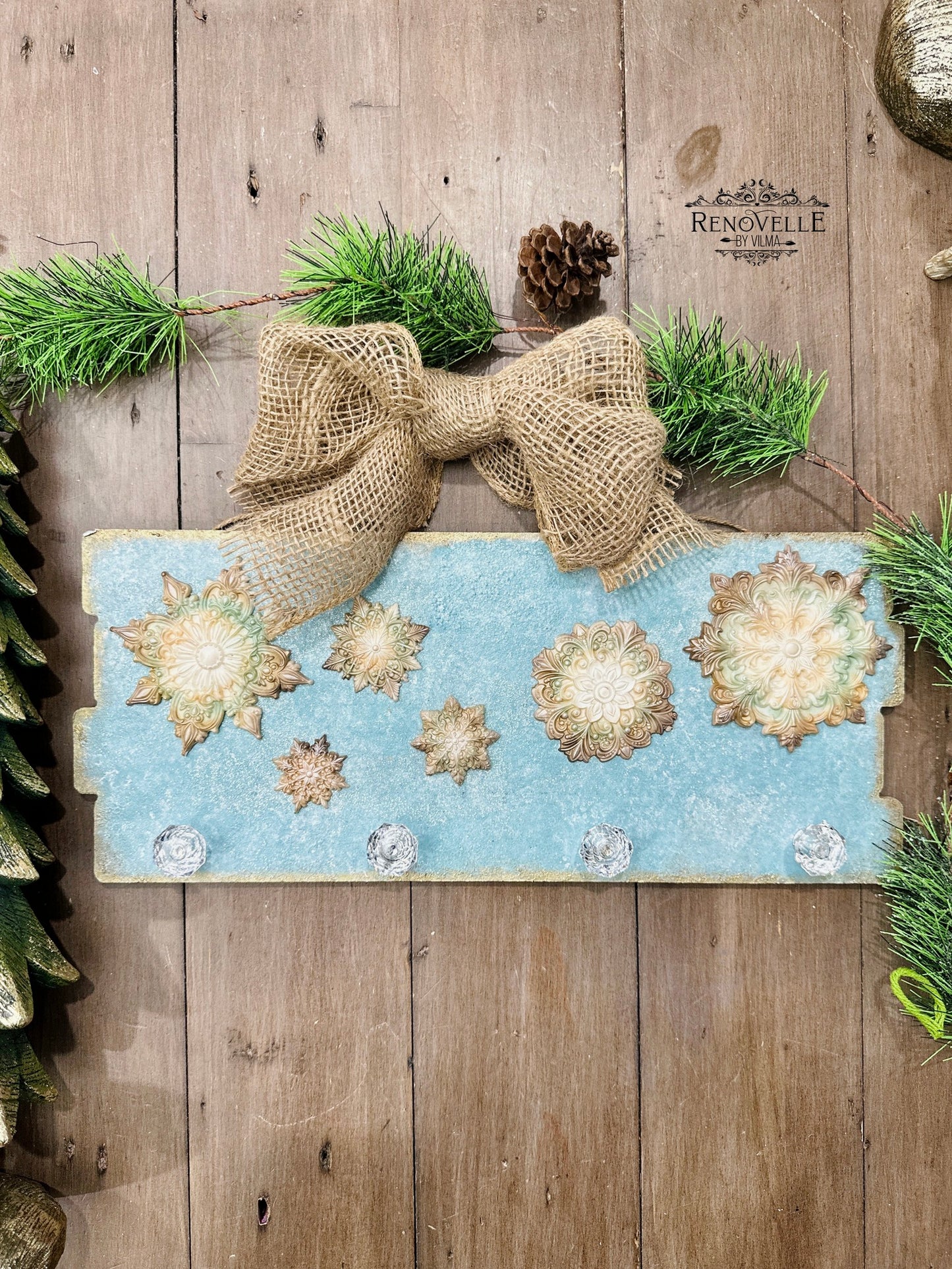 Redesign Decor Moulds® - Frosted Snowflake Wonders - 1 pc, 5"x10"x8mm