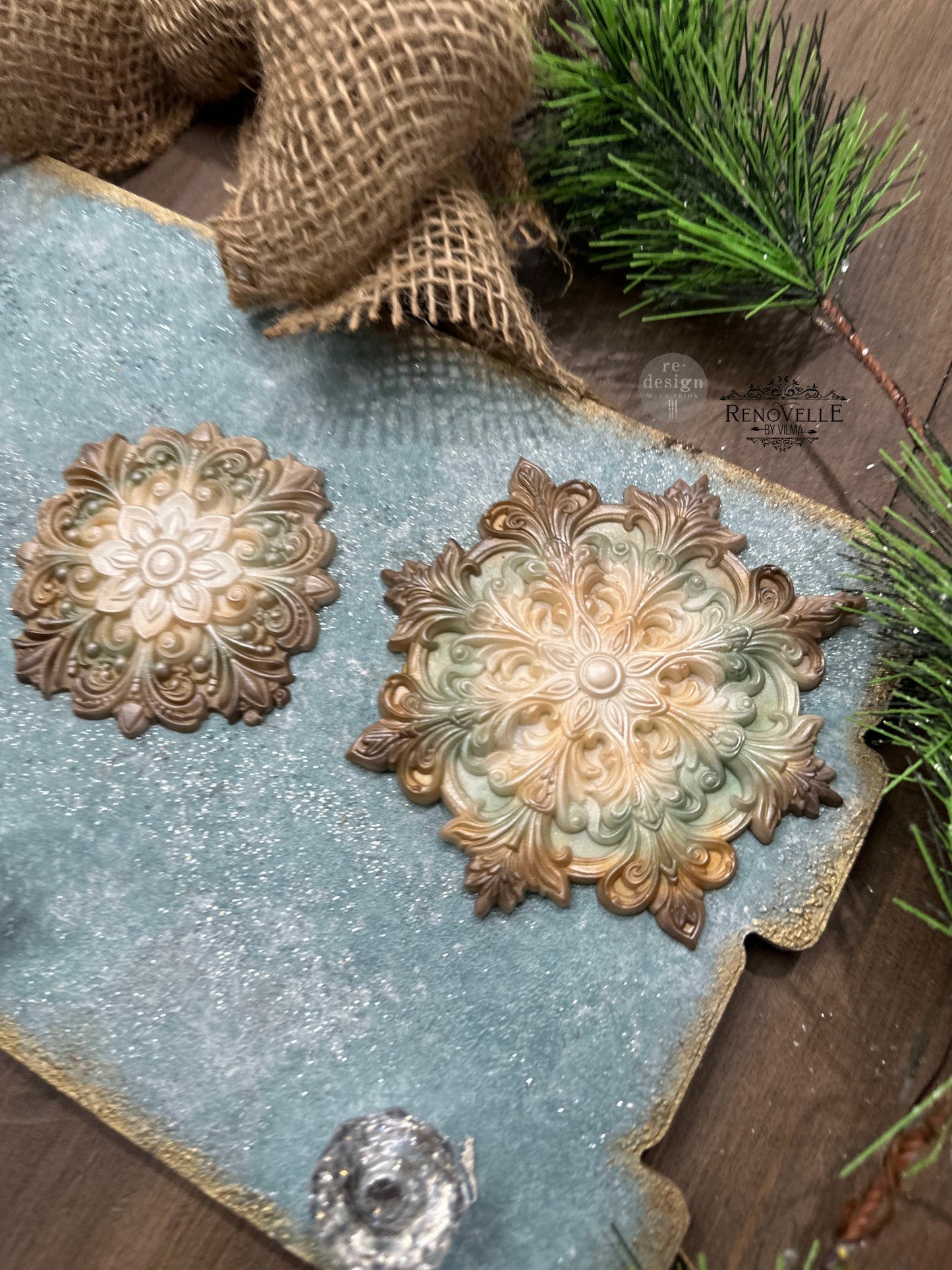 Redesign Decor Moulds® - Frosted Snowflake Wonders - 1 pc, 5"x10"x8mm