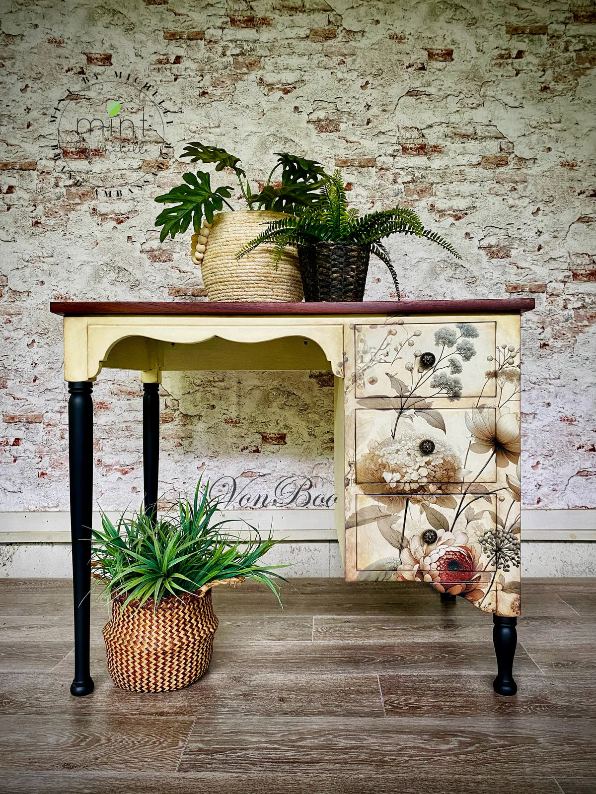 Pale Blossom - Mint Decoupage Paper