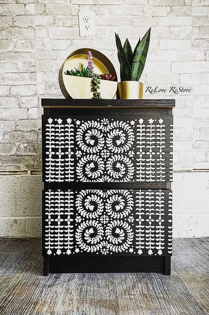 Redesign Decor Stencils - Elegant Vine Stencil