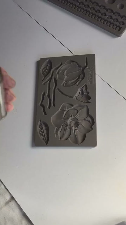 Redesign Decor Moulds® -  Winter Blooms