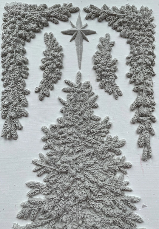 IOD - Christmas Tree 6x10 Decor Mould