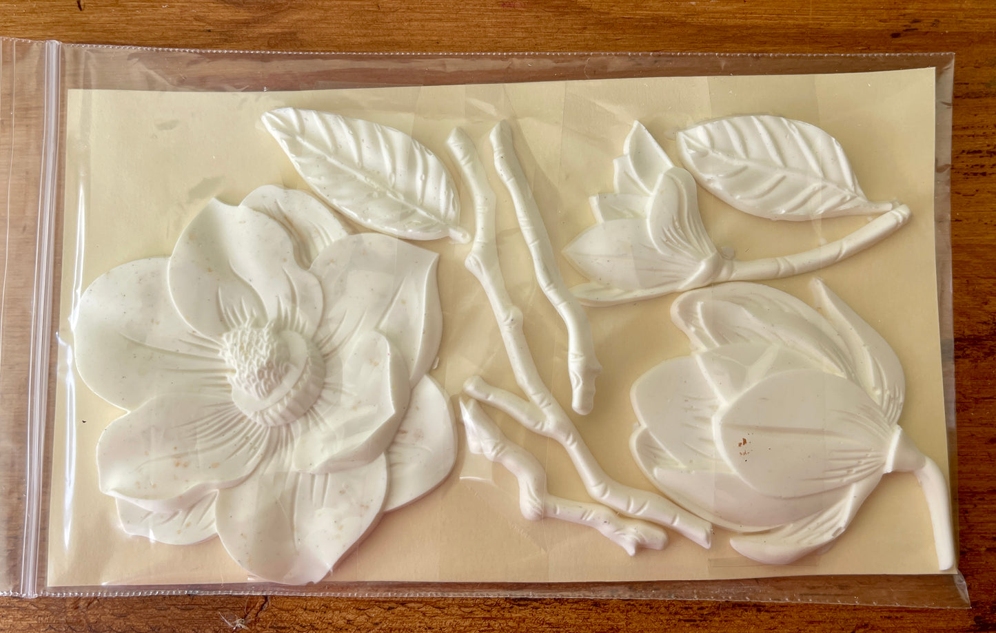 Resin Applique Moulding - Winter Blooms