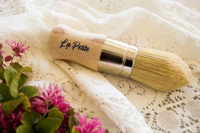 La Petite - Dixie Belle Brush